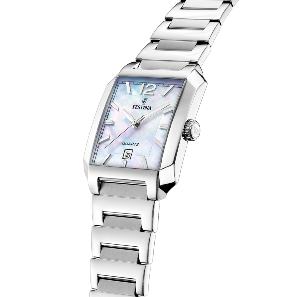 FESTINA D. ON THE SQUARE
