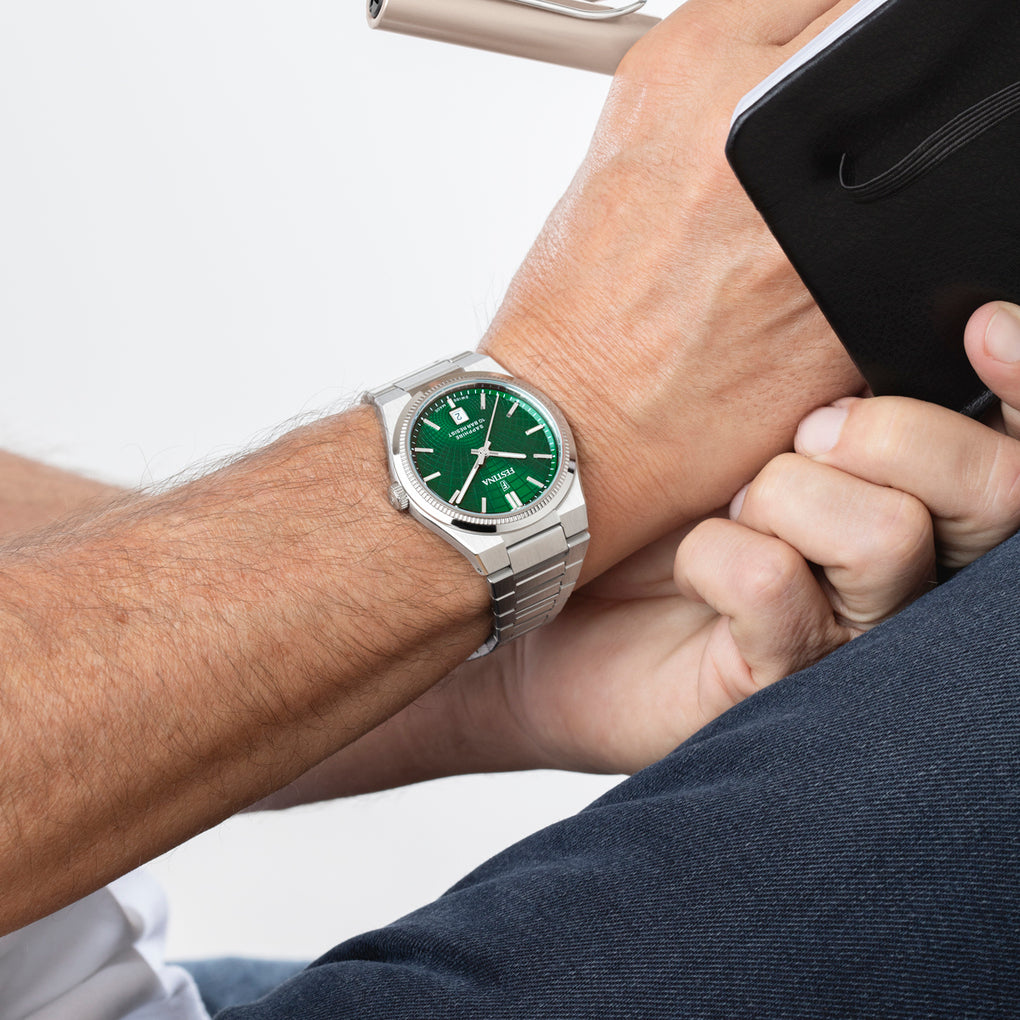 FESTINA SWISS MADE RIVÉ COL.